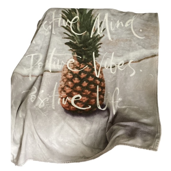 Natural Life Blanket Throw - Picture 2 of 13